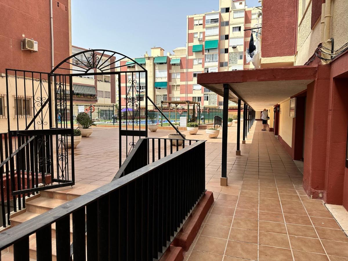 Love Home - Recien Reformado, Piscina, Playa A 10 Minutos, Centro A 5 Minutos Торремолинос Экстерьер фото